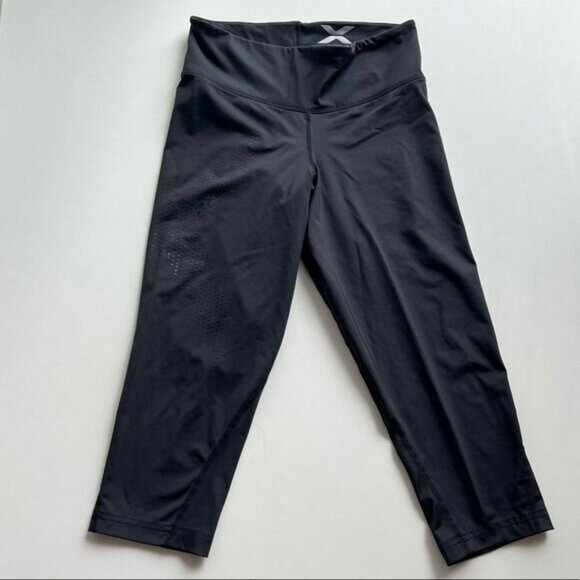 2XU Compression Capri - Picture 1 of 8